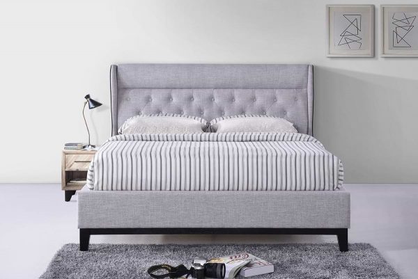 מיטה זוגית מעוצבת עם רגלי עץ fiona-1200a