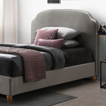 מיטה זוגית 140×190 מרופדת בד קטיפתי עם רגלי עץ מלא דגם רימון