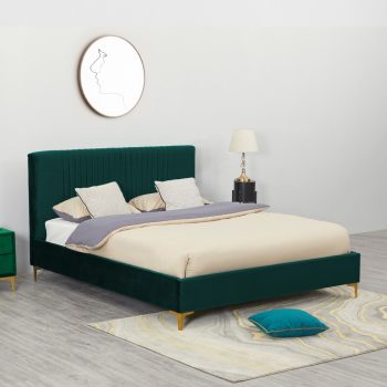 מיטה זוגית 180×200 מרופדת בד קטיפתי ירוק עם רגלי ברזל דגם ליידי