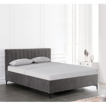 מיטה זוגית מעוצבת 140×190 בריפוד בד רחיץ עם ארגז מצעים מעץ דגם ברנדי – אפור